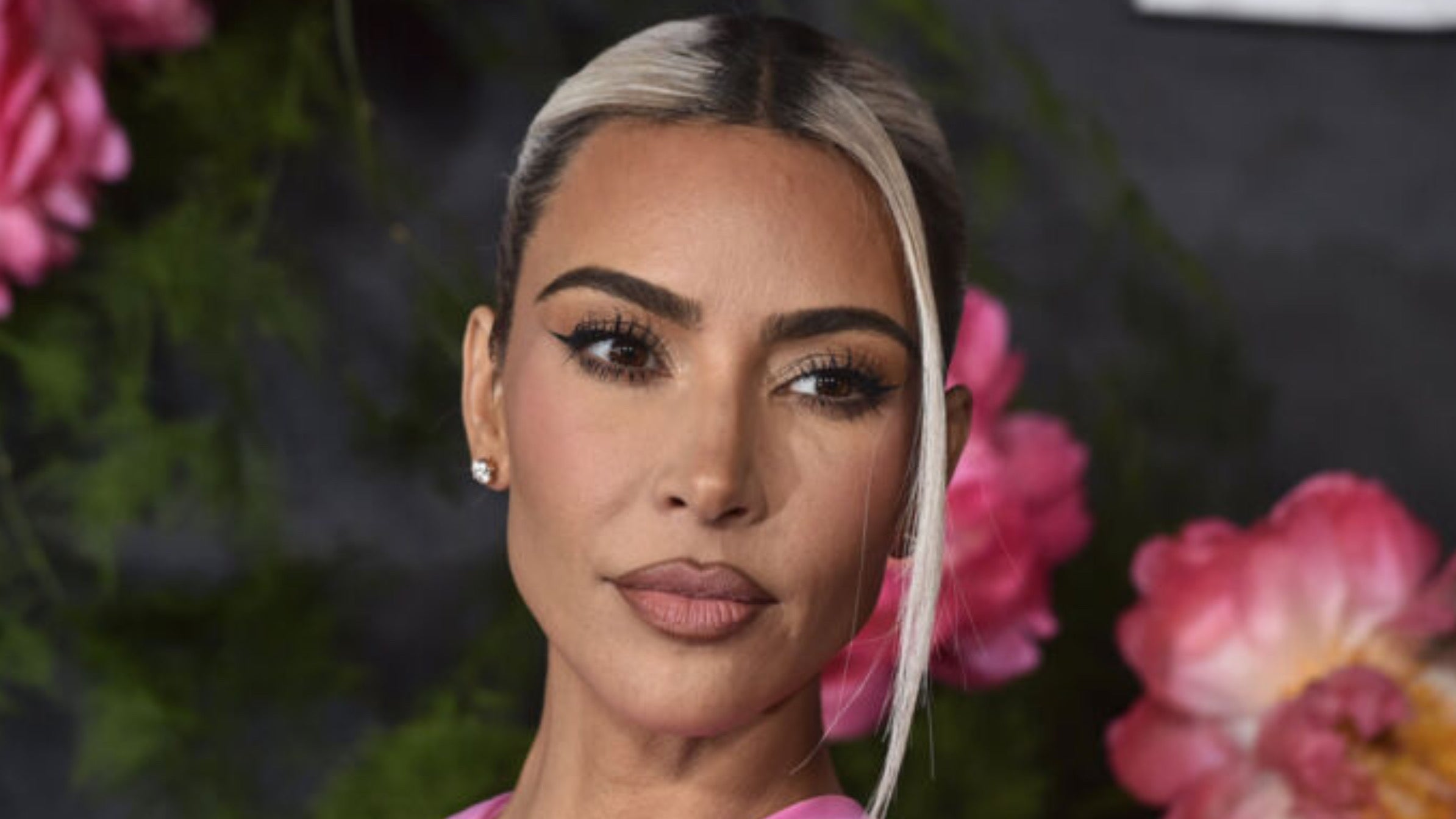 A teacher like no other: Kim Kardashian taught at one of the world&#8217;s top universities, Magnate Daily