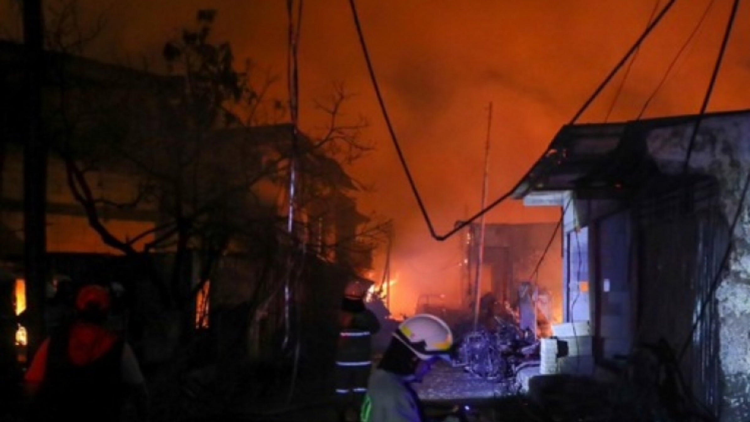 Indonesia: at least 17 dead in the fire of a fuel depot, Magnate Daily