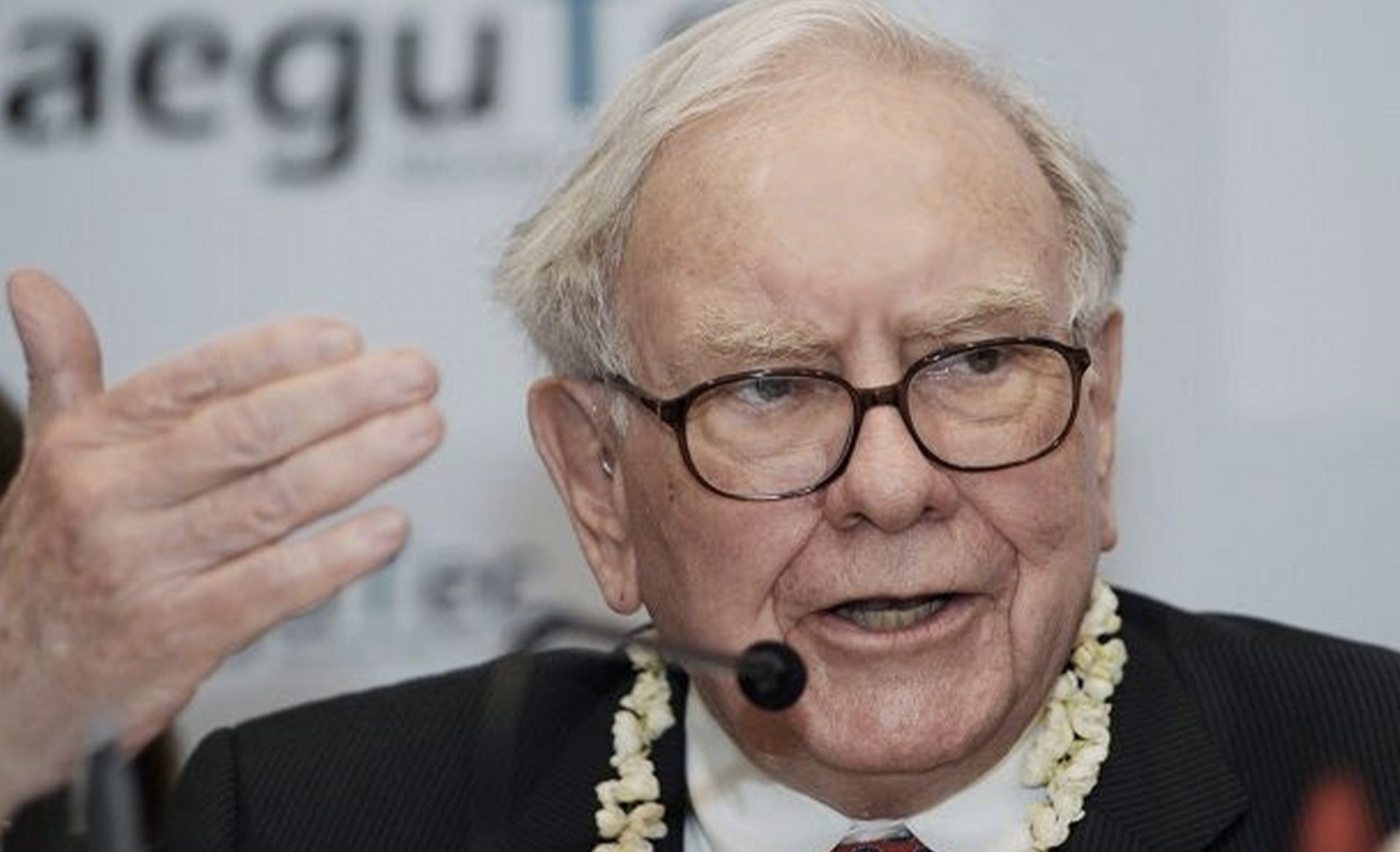 Warren Buffett&#8217;s fortune passes the $100 billion mark, Magnate Daily