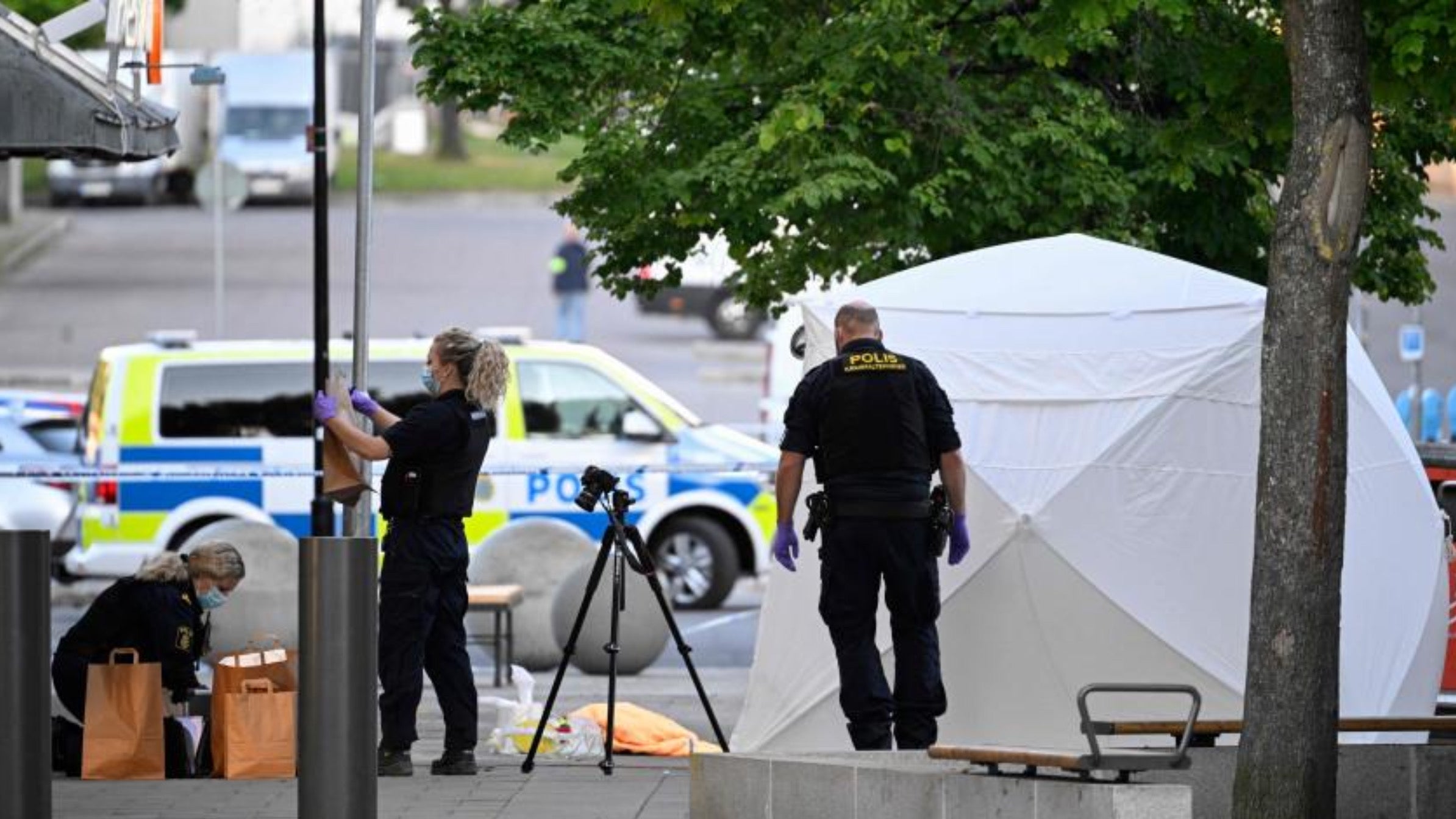 Street shooting leaves one dead and three injured in Stockholm: &#8220;The person who died was a 15-year-old boy », Magnate Daily